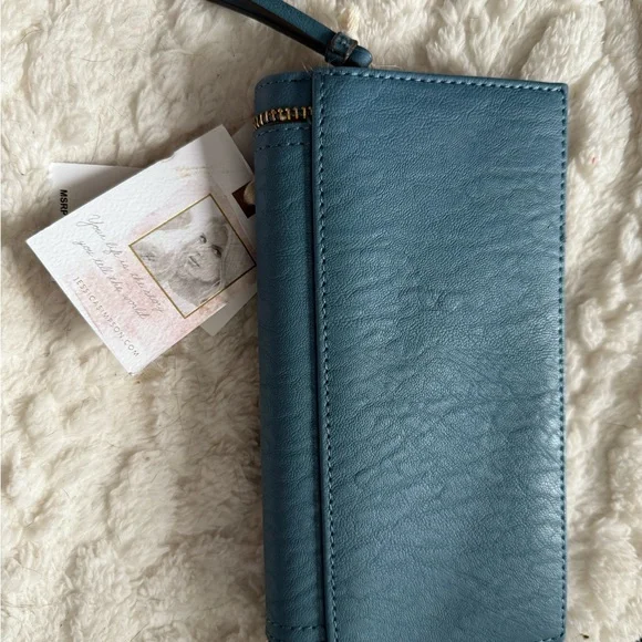Jessica Simpson Blue Wallet - Picture 2 of 4